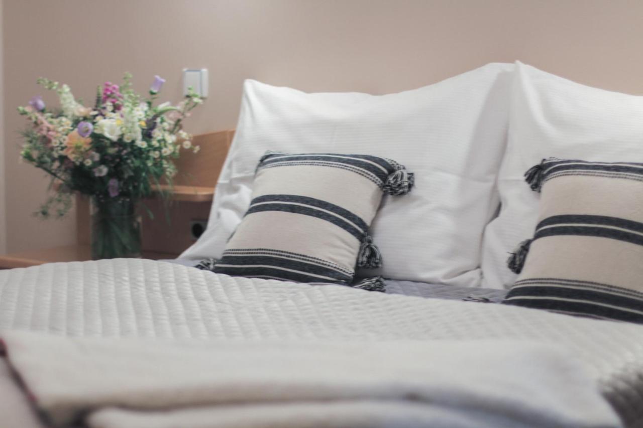 Riverside Apartments Thalia Karlovy Vary Ngoại thất bức ảnh