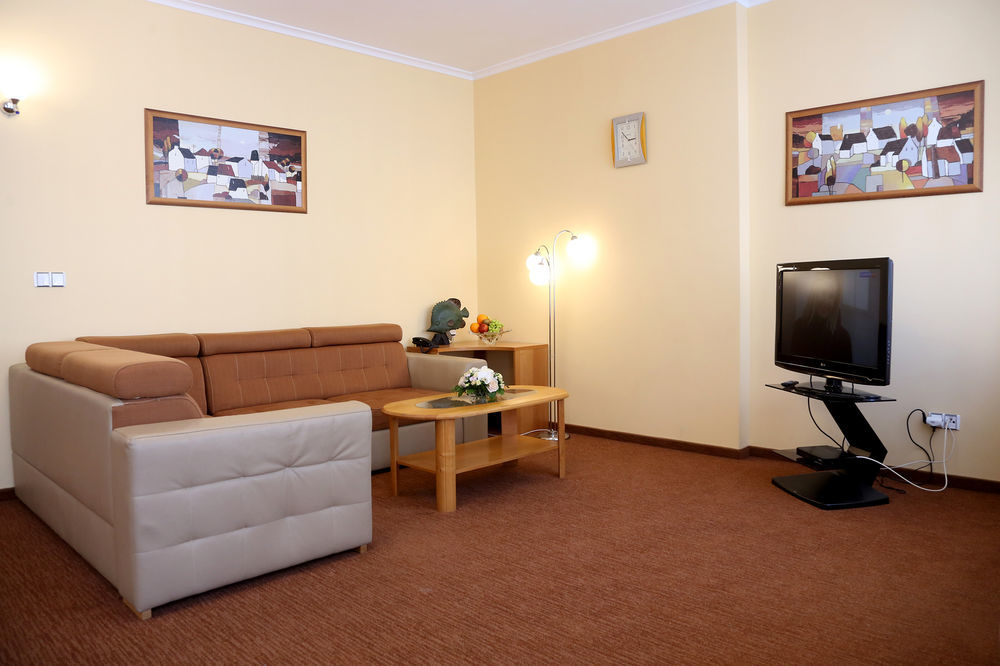 Riverside Apartments Thalia Karlovy Vary Ngoại thất bức ảnh