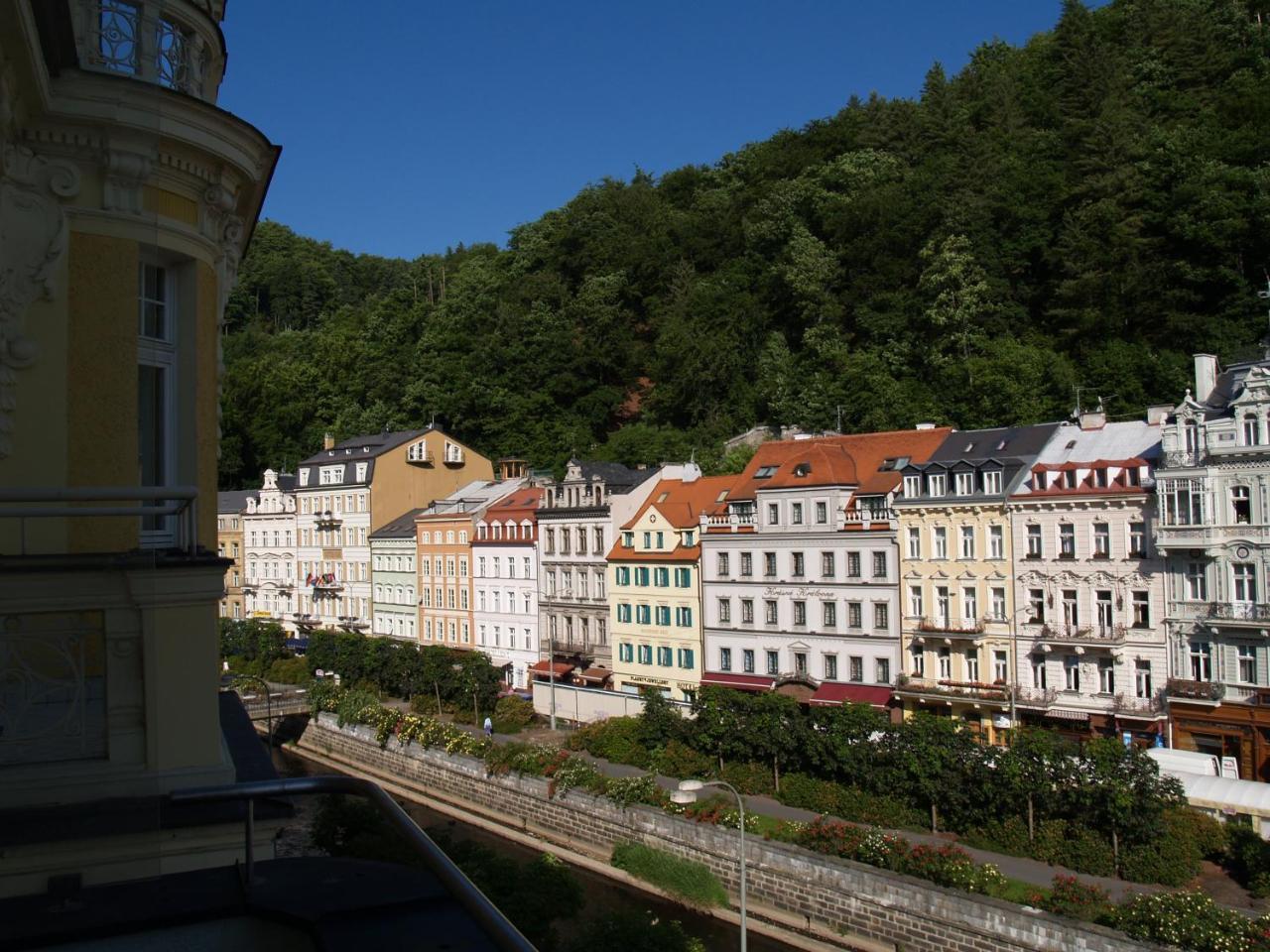 Riverside Apartments Thalia Karlovy Vary Ngoại thất bức ảnh